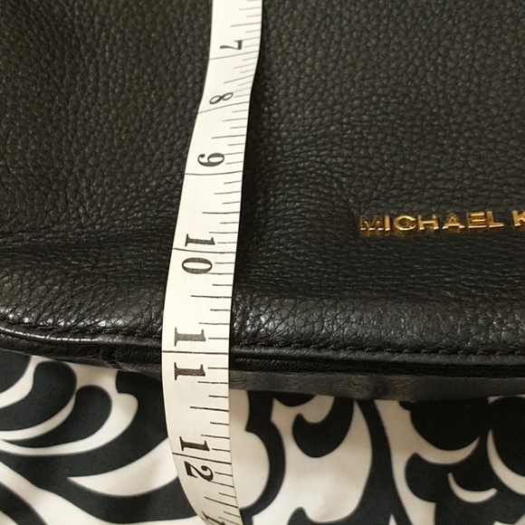 Michael kors black leather golden embellishments large - Picture 9 of 15